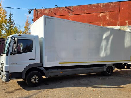 2013 Mercedes-Benz Atego, белый, 4700000 рублей, вид 2
