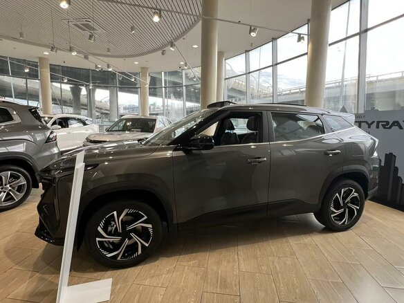2026 Geely Cityray, серый, 3099990 рублей - вид 3