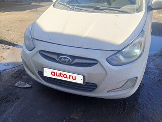 2012 Hyundai Solaris I, белый, 450000 рублей, вид 1