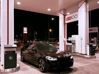 2017 BMW 6 серии Gran Turismo 640i xDrive IV (G32), пурпурный, 4200000 рублей, вид 5