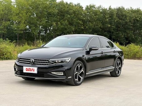 2023 Volkswagen Magotan B8 Рестайлинг, чёрный, 1470000 рублей, вид 1
