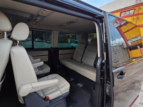 2012 Volkswagen Multivan T5 Рестайлинг, чёрный, 2900000 рублей - вид 7
