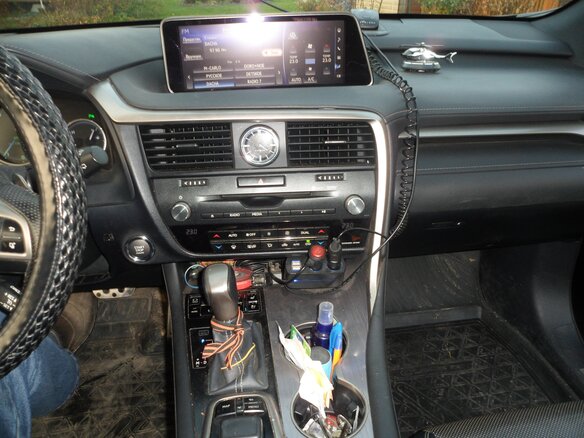 2019 Lexus RX 300 IV, чёрный, 4240000 рублей - вид 12