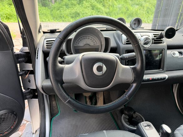 2009 Smart Fortwo II, серебристый, 1100000 рублей - вид 16
