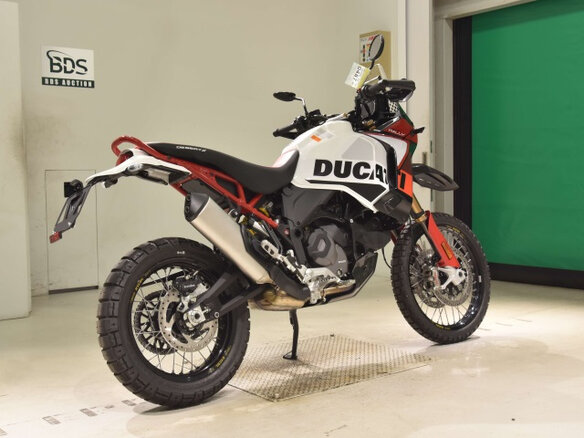 2025 Ducati DesertX, красный, 1550000 рублей - вид 4