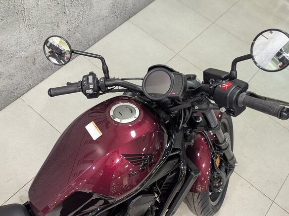 2021 Honda CMX 1100 Rebel, пурпурный, 899000 рублей - вид 6