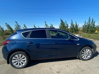 2011 Opel Astra J, синий, 750000 рублей, вид 3