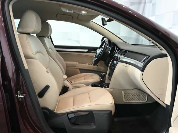 2014 Skoda Superb II Рестайлинг, фиолетовый, 920000 рублей - вид 9