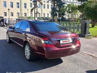 2006 Mercedes-Benz S-Класс 550 V (W221), пурпурный, 1850000 рублей, вид 5