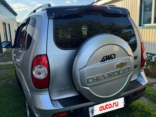 2012 Chevrolet Niva I Рестайлинг, серебристый, 650000 рублей, вид 5