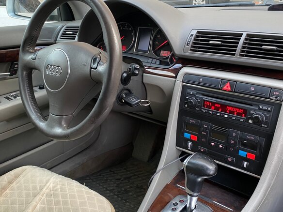 2002 Audi A4 II (B6), серебристый, 340000 рублей - вид 3