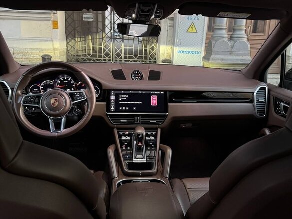 2020 Porsche Cayenne III, синий, 9450000 рублей - вид 5