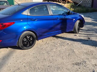 2013 Hyundai Solaris I, синий, 760000 рублей, вид 3