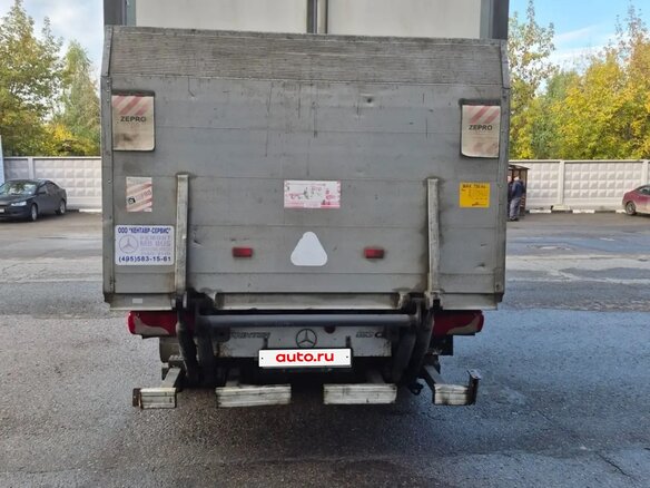 2010 Mercedes-Benz Sprinter, белый, 2560000 рублей - вид 3