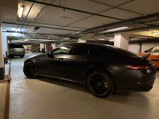 2020 Mercedes-Benz AMG GT 4-Door Coupe 43 I, чёрный, 6200000 рублей, вид 4