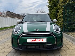2021 Mini Hatch Cooper III (F55/F56) Рестайлинг 2, зелёный, 2700000 рублей, вид 1