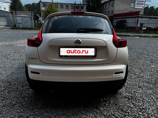 2013 Nissan Juke I, белый, 1160000 рублей, вид 3