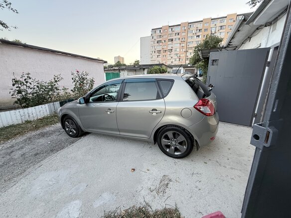 2012 Kia Ceed I Рестайлинг, серебристый, 950000 рублей - вид 6