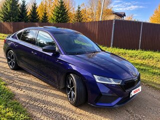 2021 Skoda Octavia IV (A8), синий, 2590000 рублей, вид 4