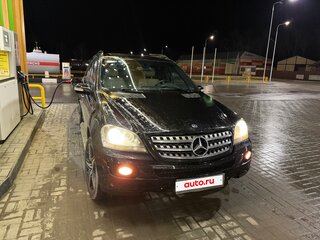 2008 Mercedes-Benz M-Класс 550 II (W164) Рестайлинг, чёрный, 1050000 рублей, вид 2