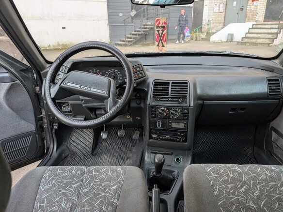 2004 Lada (ВАЗ) 2110, серый, 110000 рублей - вид 7