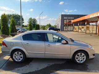 2010 Opel Astra H Рестайлинг, бежевый, 1125000 рублей, вид 1