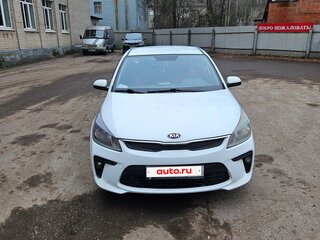 2019 Kia Rio IV, белый, 1150000 рублей, вид 1