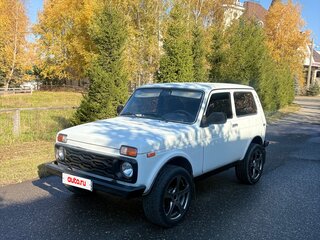 2010 Lada (ВАЗ) 2121 (4x4) I Рестайлинг, белый, 280000 рублей, вид 1