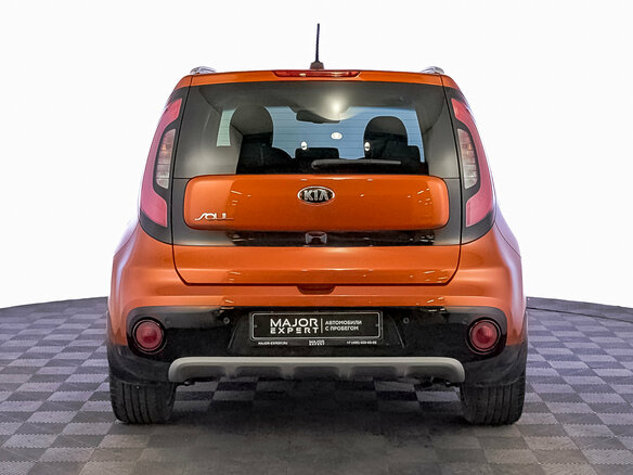 2018 Kia Soul II Рестайлинг, оранжевый - вид 5