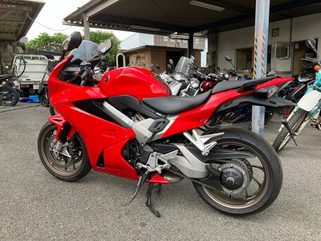 2014 Honda VFR 800, красный, 775000 рублей, вид 5
