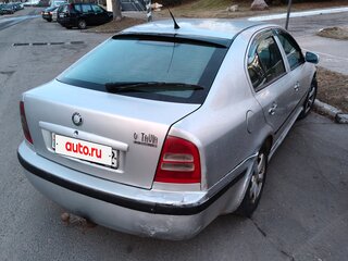 2002 Skoda Octavia I (A4) Рестайлинг, серебристый, 280000 рублей, вид 3