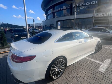 2016 Mercedes-Benz S-Класс 500 VI (W222, C217), белый, 4350000 рублей, вид 3