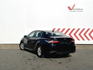 2018 Toyota Camry VIII (XV70), синий, 2540000 рублей, вид 4
