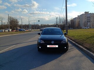 2013 Volkswagen Jetta VI, чёрный, 850000 рублей, вид 4