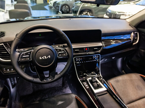 2026 Kia Seltos I Рестайлинг, чёрный, 3290000 рублей - вид 8