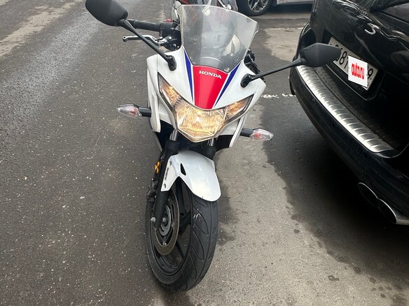 2013 Honda CBR 250R, белый, 220000 рублей - вид 6