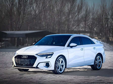2022 Audi A3 35 TFSI Long IV (8Y), белый, 1990000 рублей, вид 1