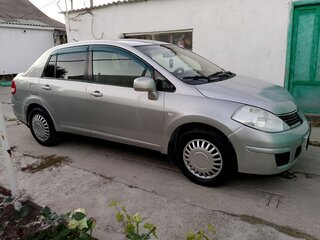 2008 Nissan Tiida I, серебристый, 605000 рублей, вид 4