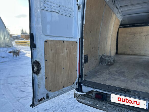 2012 Iveco Daily, белый, 2100000 рублей - вид 21