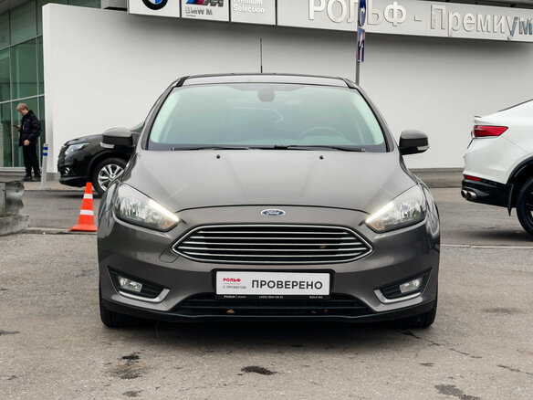 2016 Ford Focus III Рестайлинг, серый, 1397000 рублей - вид 1