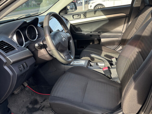 2012 Mitsubishi Lancer X Рестайлинг, чёрный, 750000 рублей - вид 3