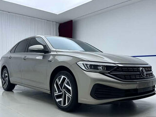 2022 Volkswagen Sagitar III Рестайлинг, серебристый, 1650000 рублей, вид 3
