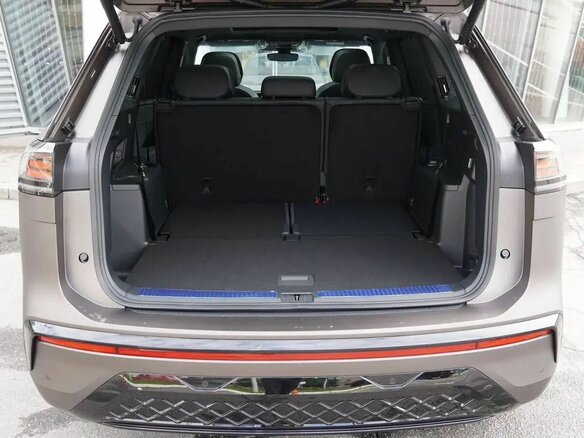 2026 Volkswagen Teramont Pro II (China Market), коричневый, 6500000 рублей - вид 5