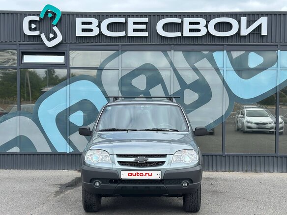 2011 Chevrolet Niva I Рестайлинг, серый, 697000 рублей - вид 4