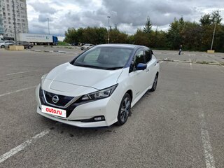 2019 Nissan Leaf II (ZE1), белый, 2500000 рублей, вид 4