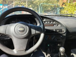 2017 Chevrolet Niva I Рестайлинг, серый, 680000 рублей, вид 4