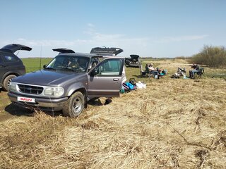 1997 Ford Explorer II, серый, 450000 рублей, вид 2