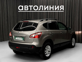 2012 Nissan Qashqai I Рестайлинг, коричневый, 970000 рублей, вид 4
