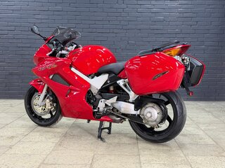 2002 Honda VFR 800, красный, 615000 рублей, вид 5