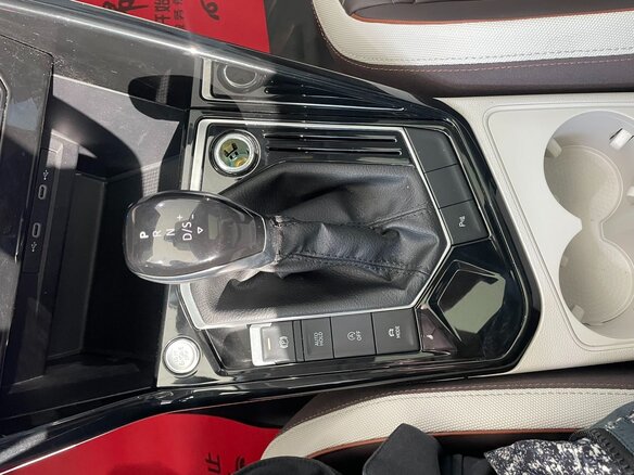 2022 Volkswagen Tayron I Рестайлинг, белый, 2442000 рублей - вид 15